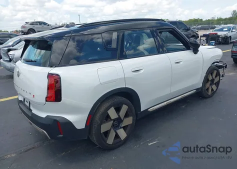 2025 Mini Countryman Cooper S from USA, damaged, VIN WMZ23GA06S7R31166